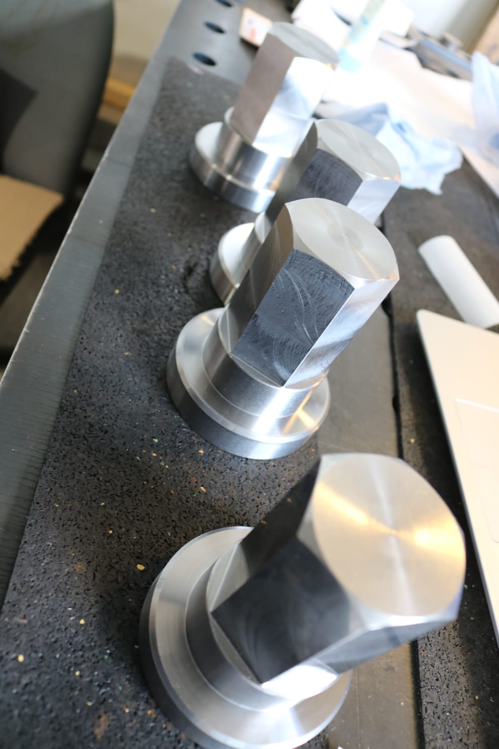 CNC torna